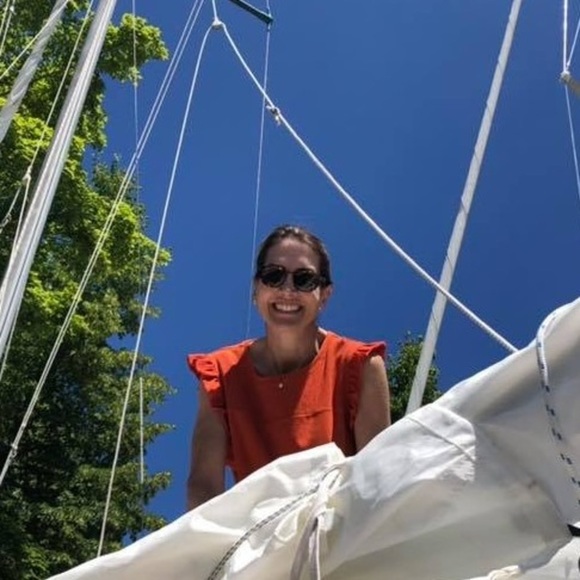 Meet your Posher, Sara - Picture 2 of 2